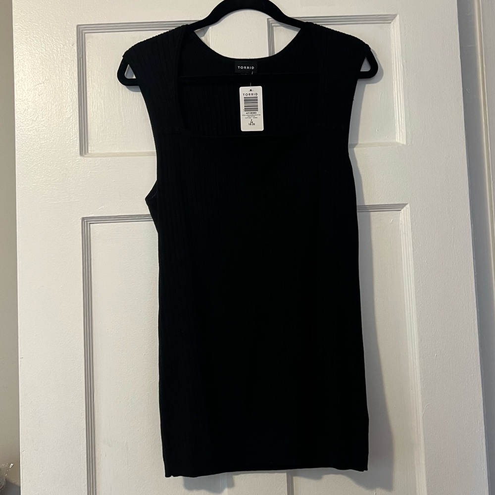 NEW Torrid Black Fitted Tank Top with Square Neckline (Knit Fabric)